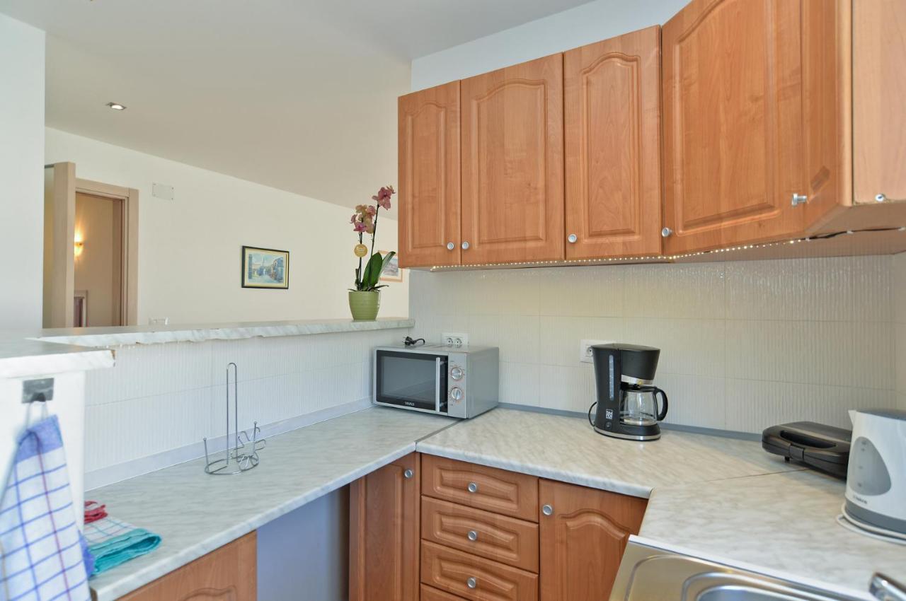 Apartment Patricia 1756 Pula Exterior photo